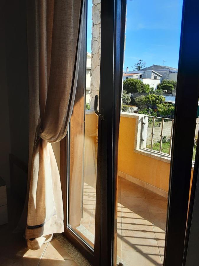 ポルト・トッレス Tre Stelle Bed & Breakfast エクステリア 写真